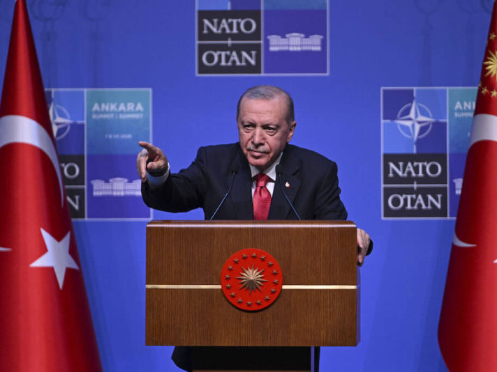 Erdogan NATO
