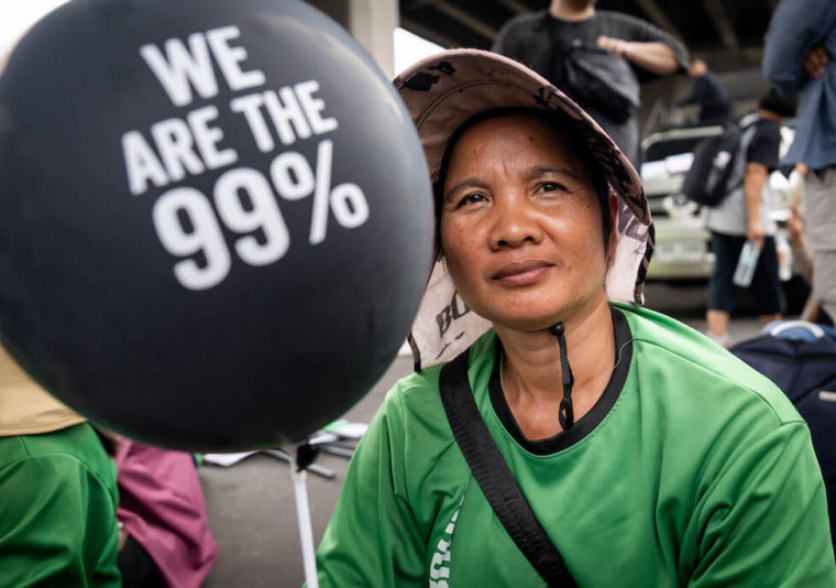 IIMF protest world economy
